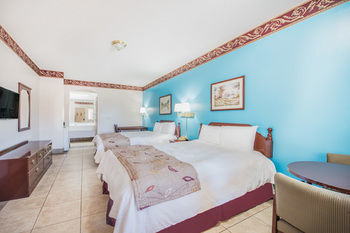 Texas Inn And Suites Citycenter At Utrgv Эдинбург Экстерьер фото