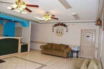 Texas Inn And Suites Citycenter At Utrgv Эдинбург Экстерьер фото